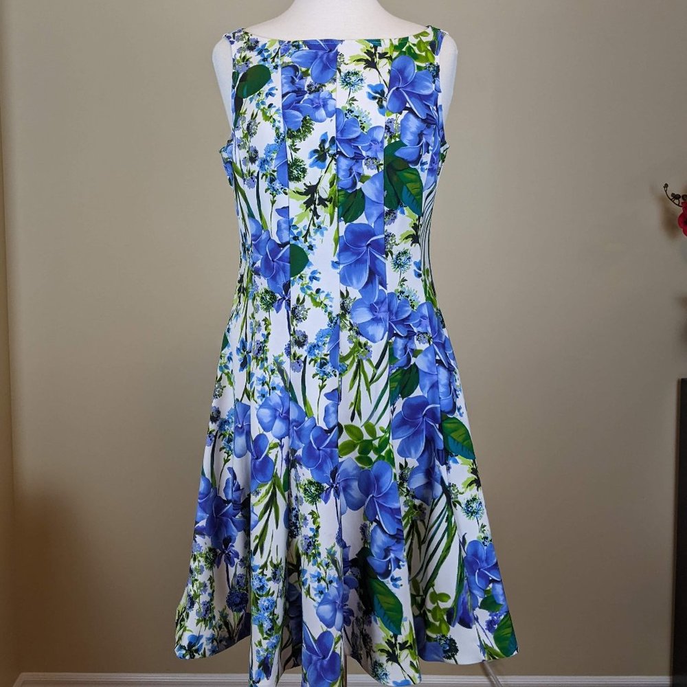 Floral Princess Sleeveles Dress Large size